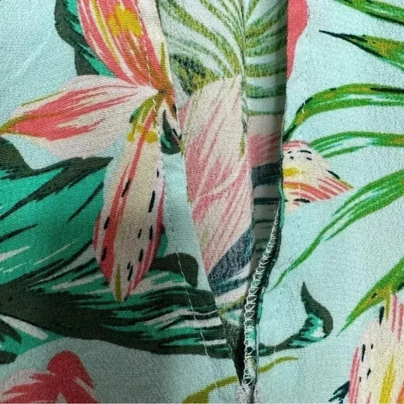 Minkpink Sunshine Coast Floral Print Tie Neck Halter Swing Top Size Small - Picture 4 of 16